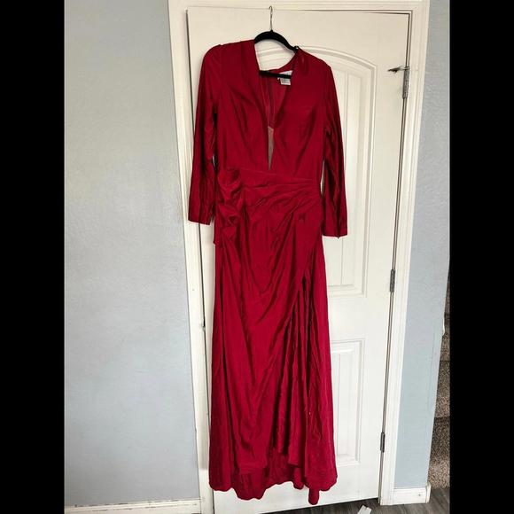 Dress - Picture 4 of 8